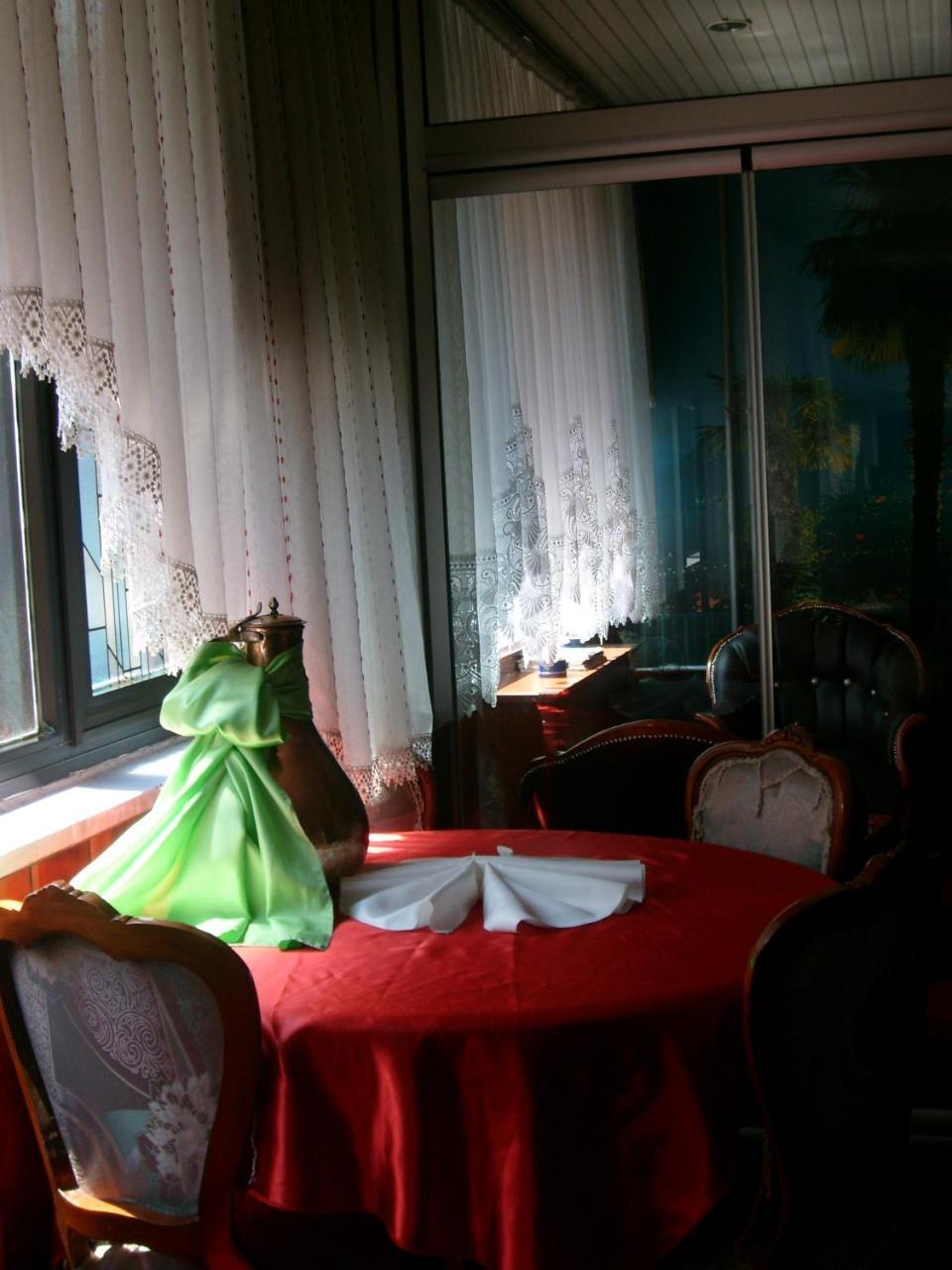 Hotel Cesme Konya Bagian luar foto
